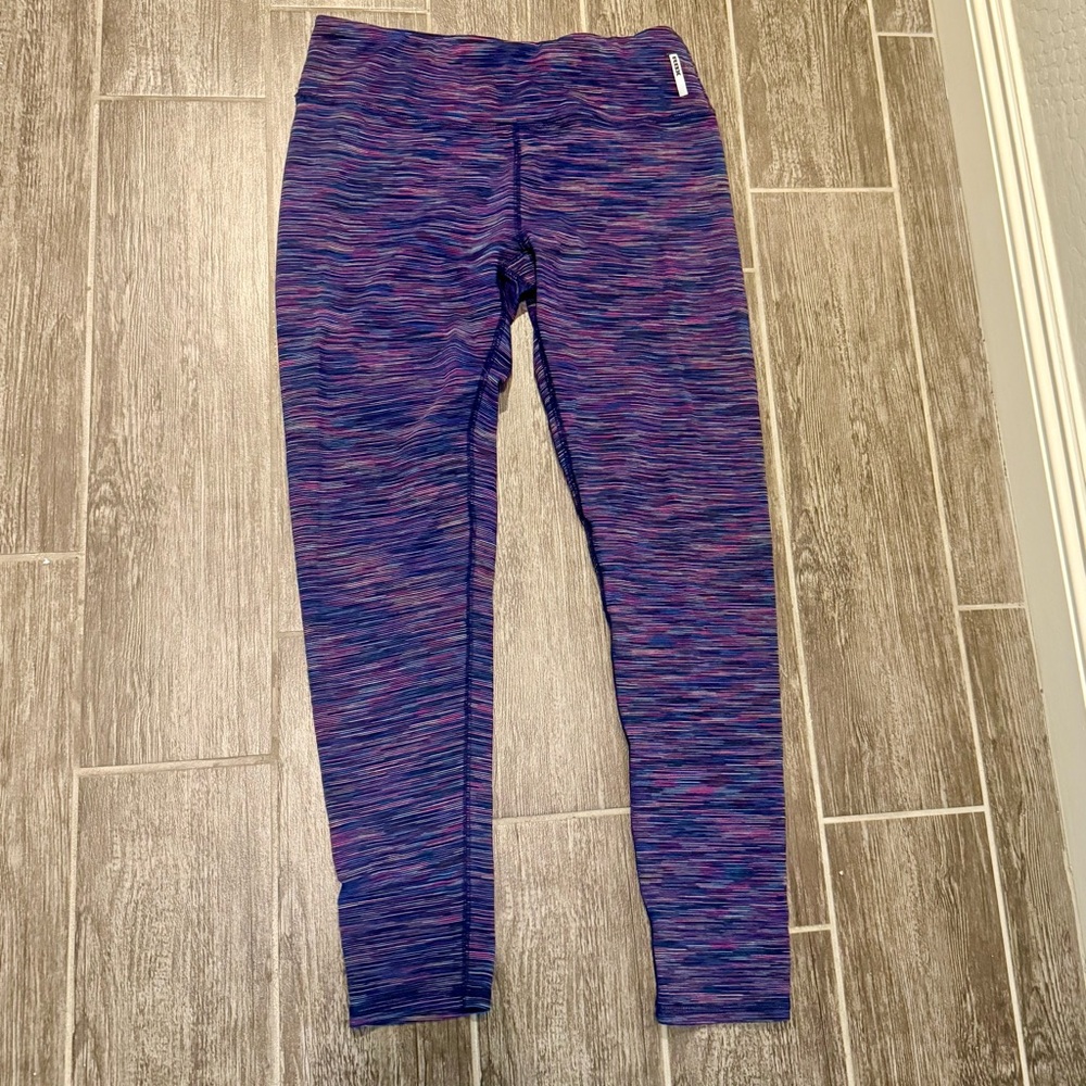 FINAL PRICE - Size large RBX leggings🌵